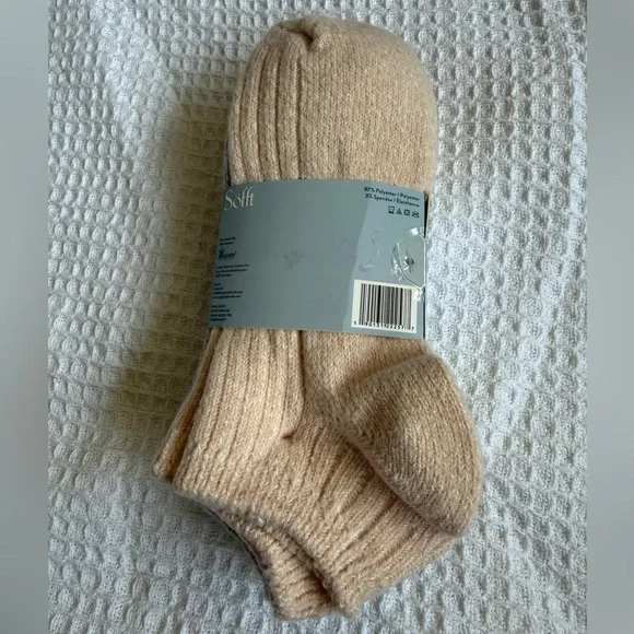Sofft Super Soft No Show Socks 4 pack Cream/Pink/Multi Color NWT - Women’s 4-10 - Picture 5 of 7